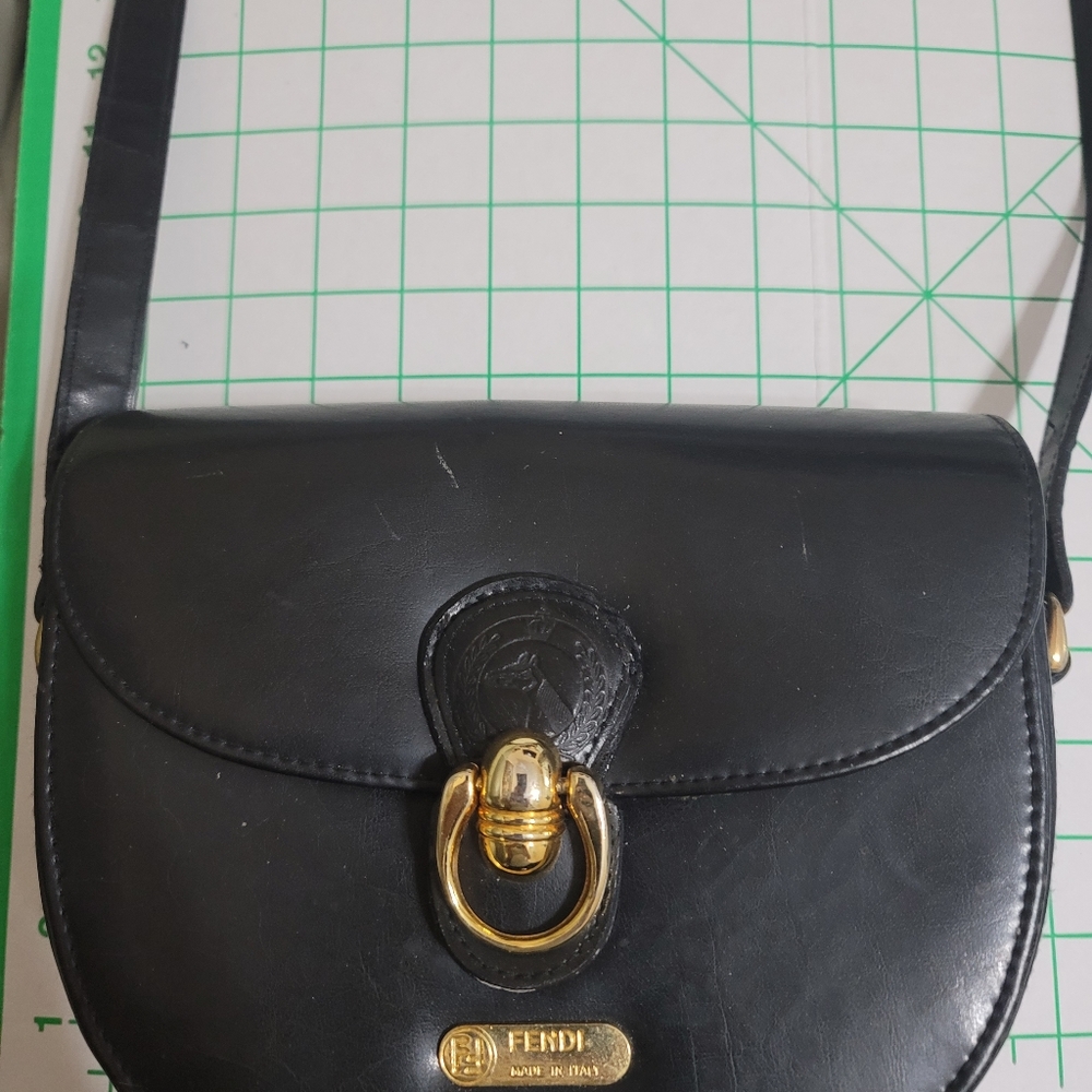 Fendi purse vintage leather cros black
